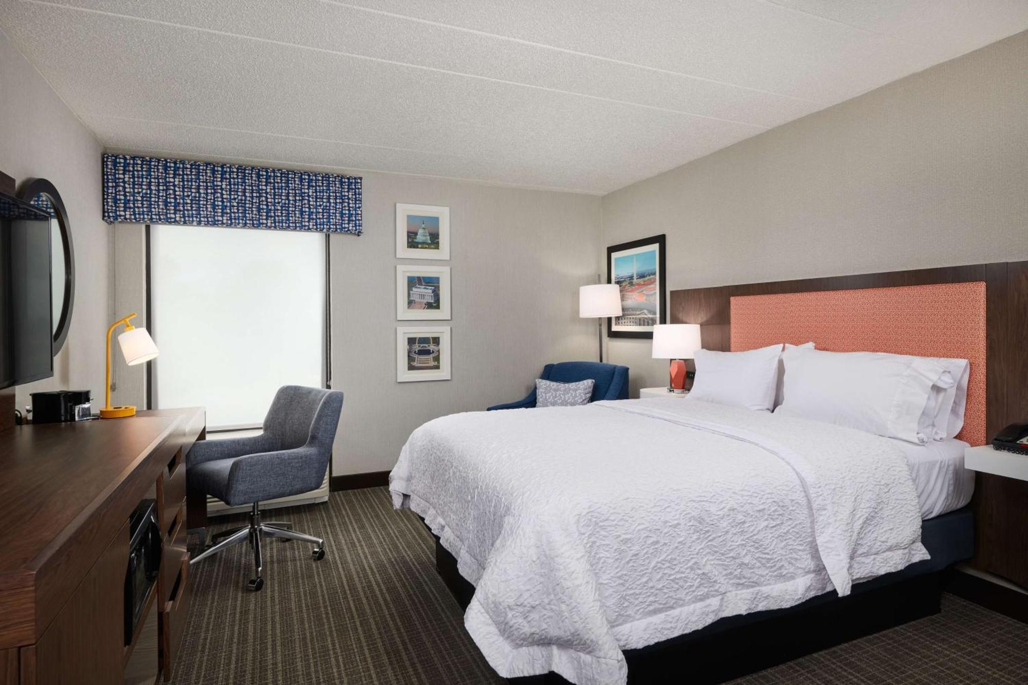 Hampton Inn Fairfax City Экстерьер фото